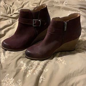 Never worn Caslon booties !